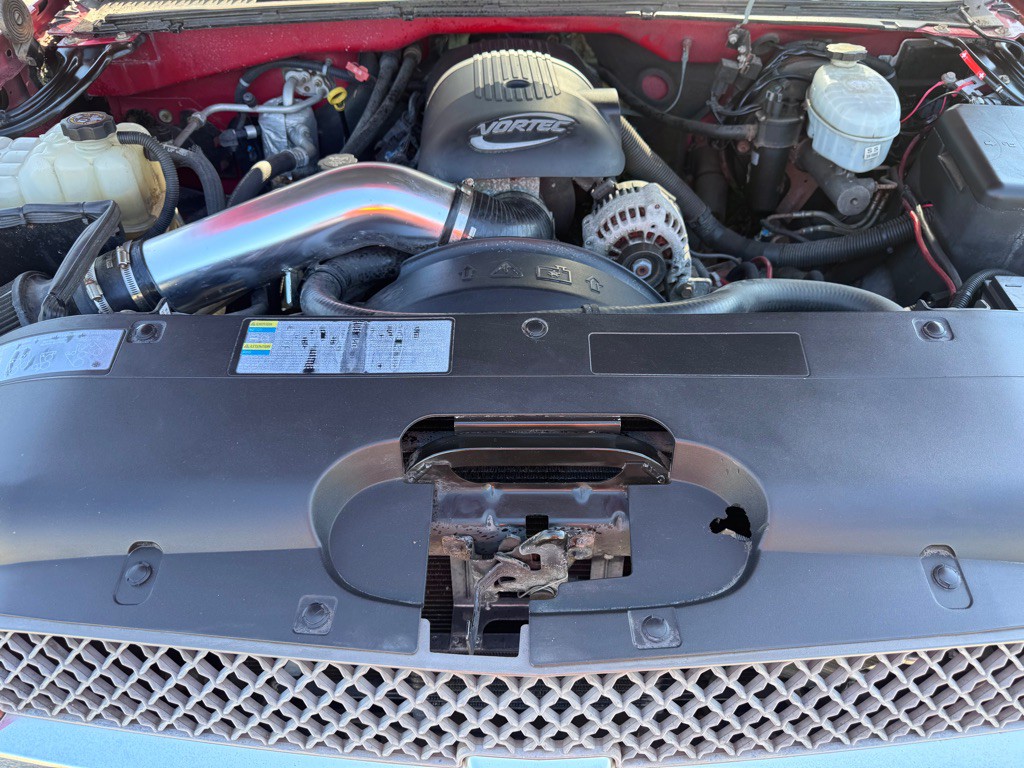 2004 Chevrolet Silverado 1500 Image 5
