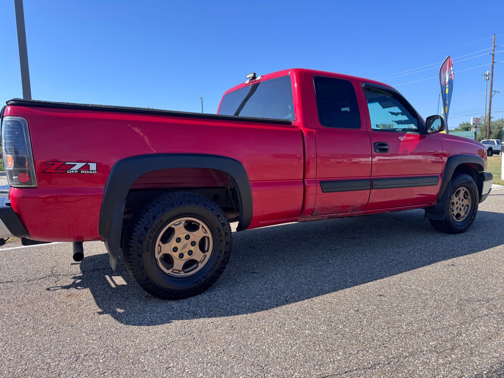 2004 Chevrolet Silverado 1500 Image 6
