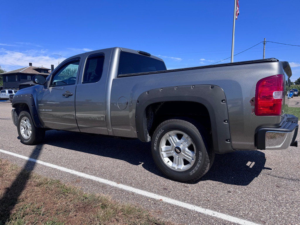 2007 Chevrolet Silverado 1500 Image 7
