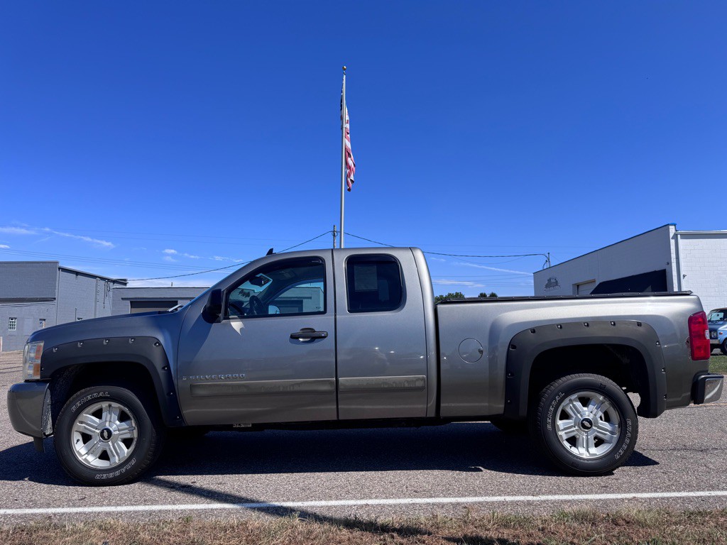 2007 Chevrolet Silverado 1500 Image 8