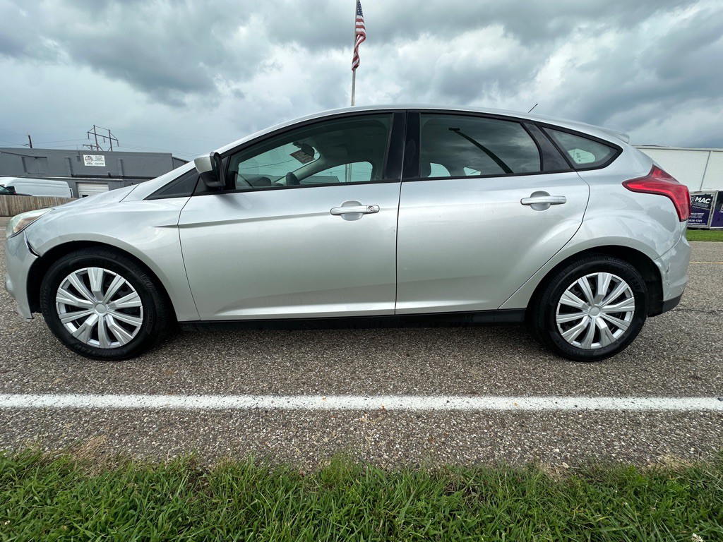 2012 Ford Focus Image 8