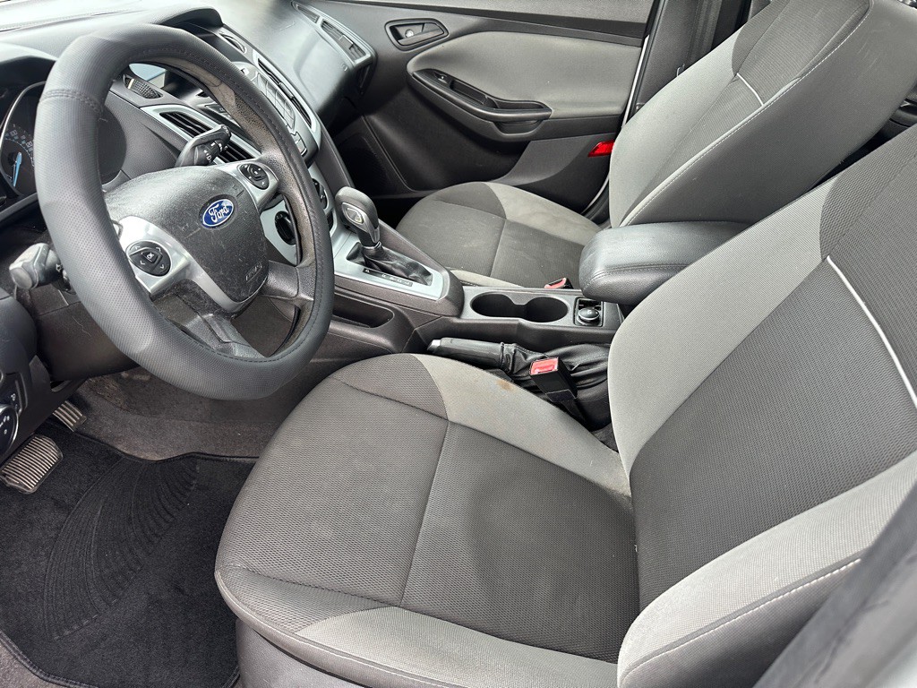 2012 Ford Focus Image 9