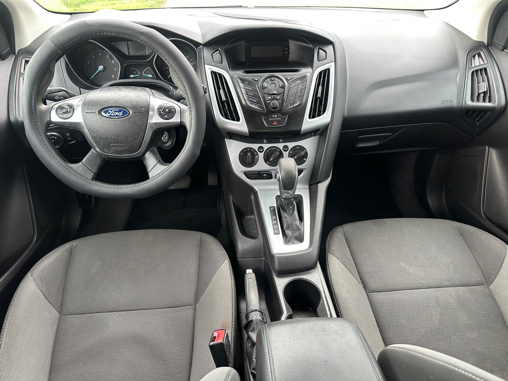 2012 Ford Focus Image 10