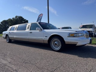 Image for 1996 Lincoln Town Car Executive ID: 6727011