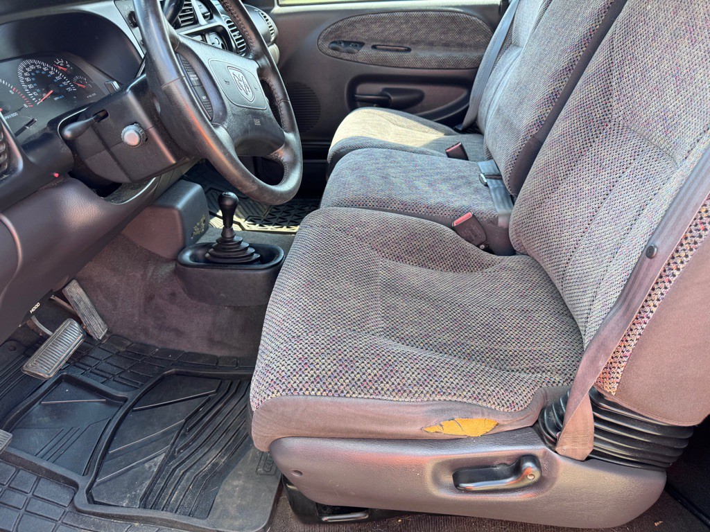 1998 Dodge Ram 1500 Image 9