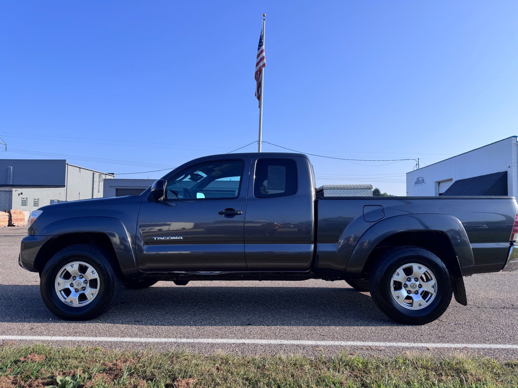 2012 Toyota Tacoma Image 8