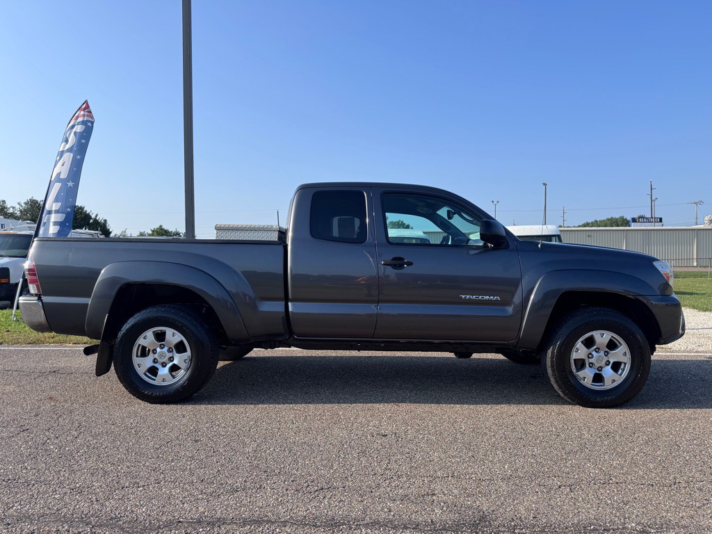 2012 Toyota Tacoma Image 19