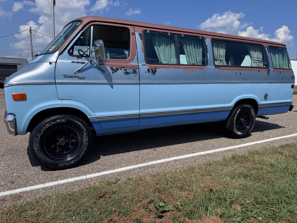 1978 Dodge Ram Van Image 3