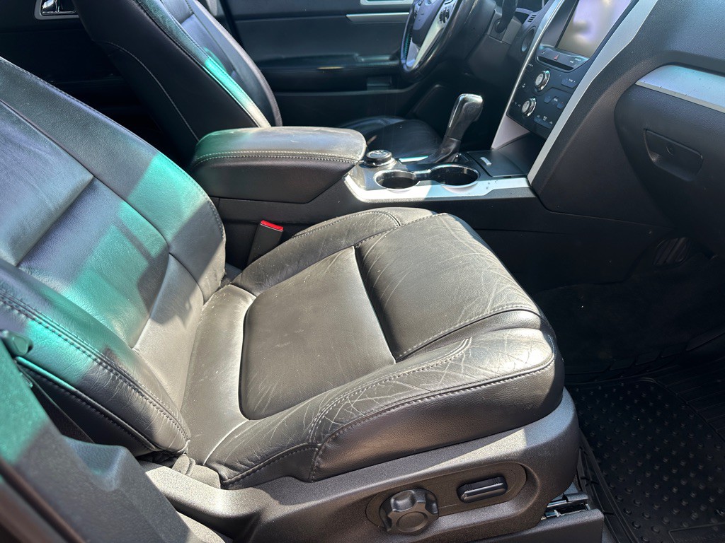 2015 Ford Explorer Image 11
