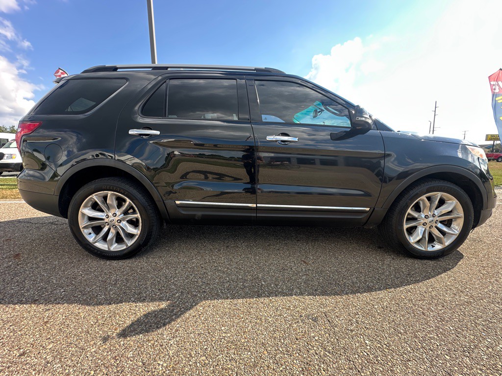 2015 Ford Explorer Image 19