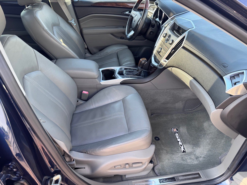 2010 Cadillac SRX Image 11