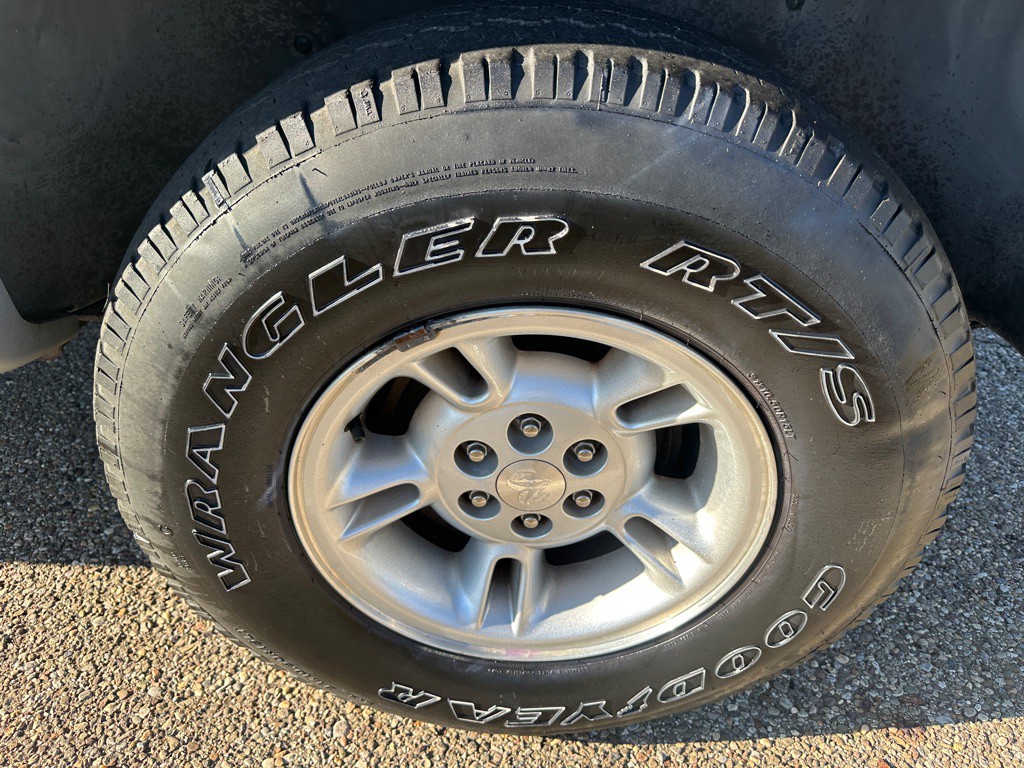1999 Dodge Durango Image 15