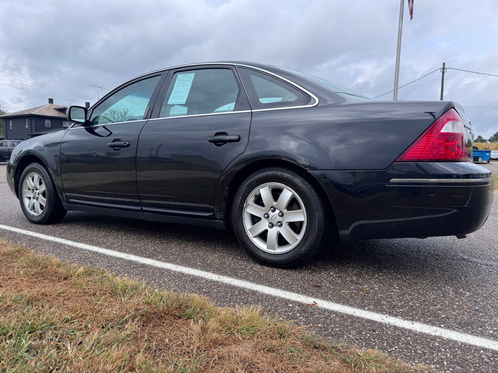 2006 Ford Five Hundred Image 7