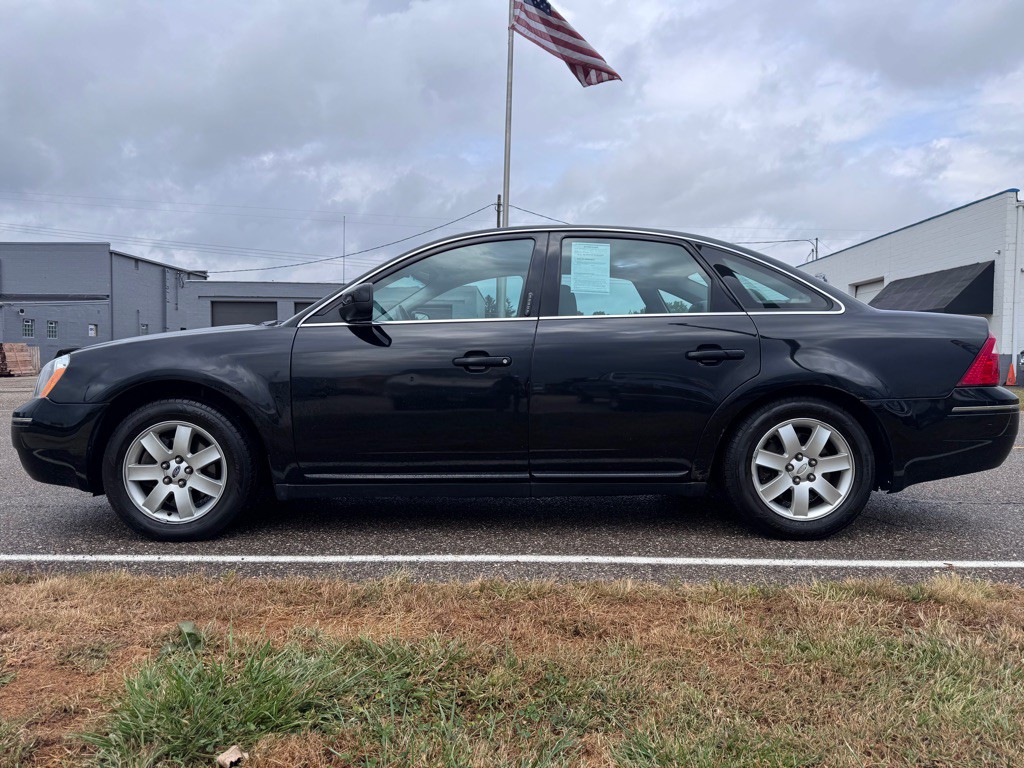 2006 Ford Five Hundred Image 8