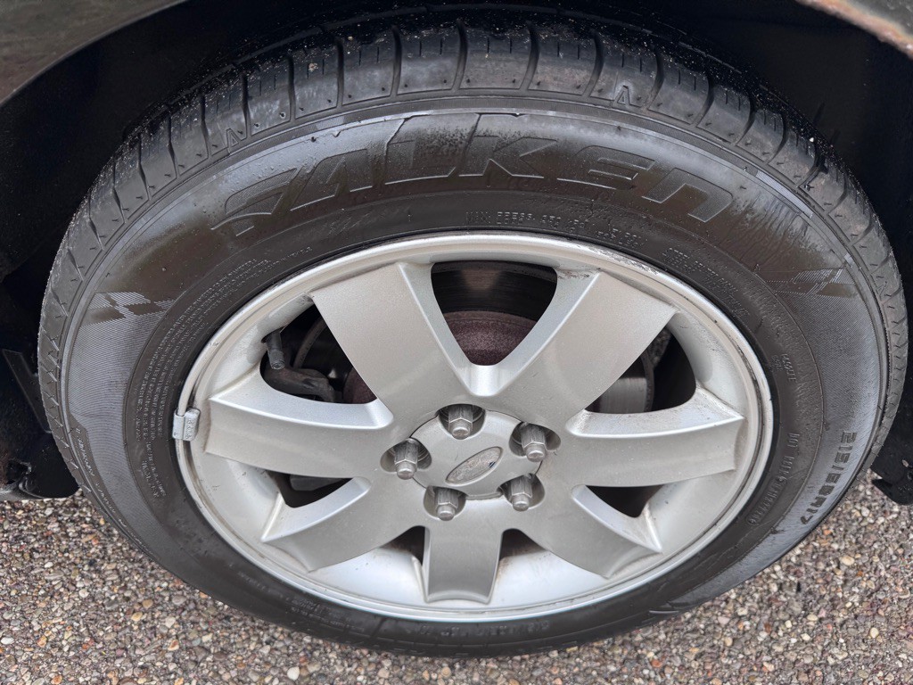 2006 Ford Five Hundred Image 17