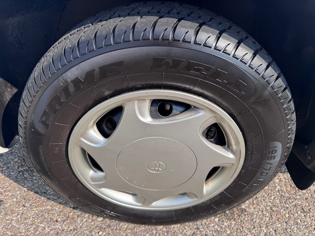 1999 Toyota Camry Image 18