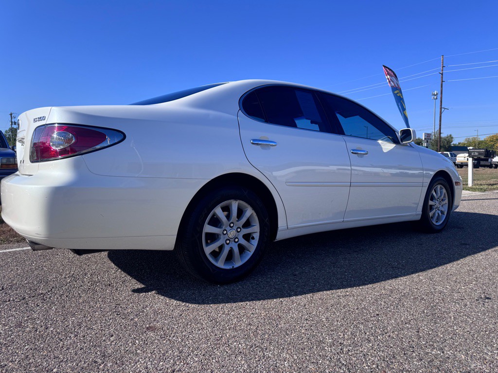 2004 Lexus ES 330 Image 6
