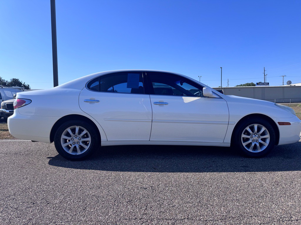 2004 Lexus ES 330 Image 19