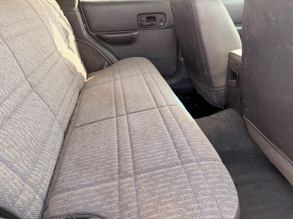 2001 Jeep Cherokee Image 13