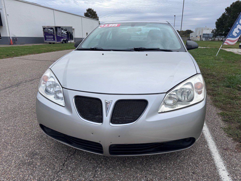 2007 Pontiac G6 Image 4