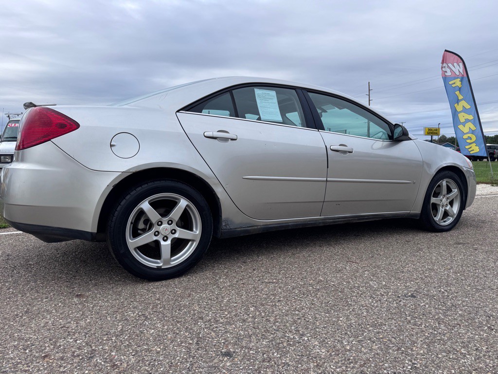 2007 Pontiac G6 Image 6