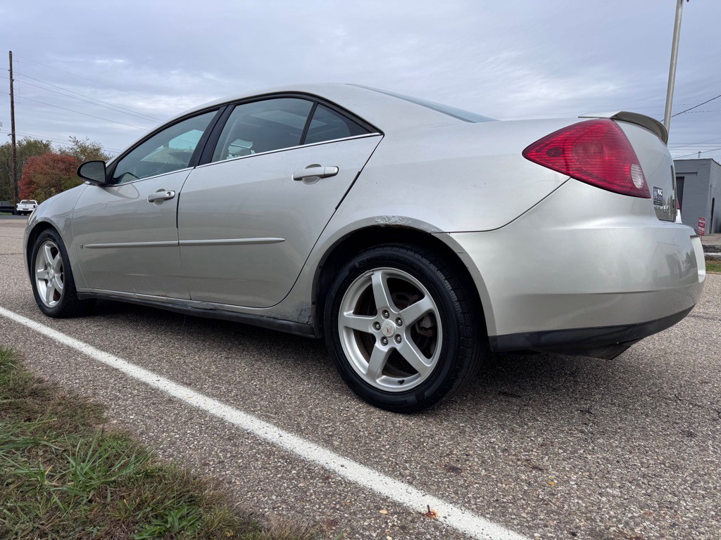 2007 Pontiac G6 Image 7