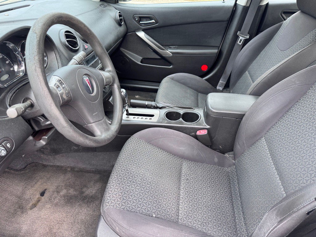 2007 Pontiac G6 Image 9