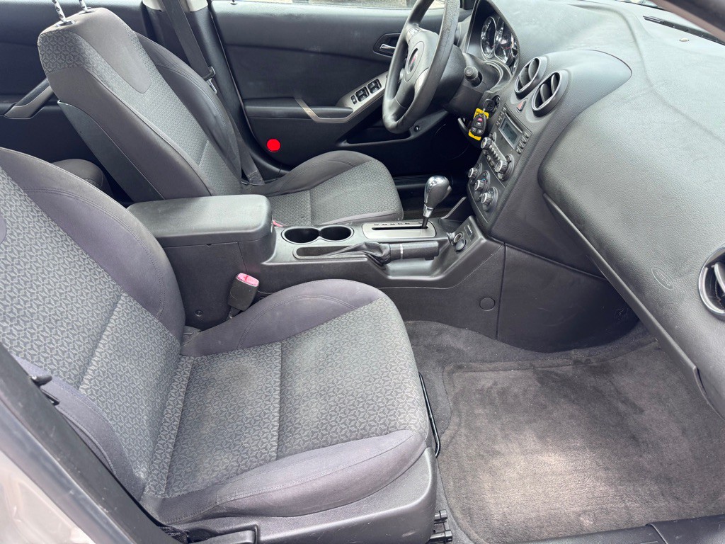 2007 Pontiac G6 Image 11