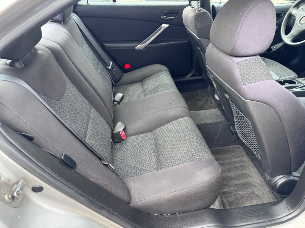 2007 Pontiac G6 Image 13