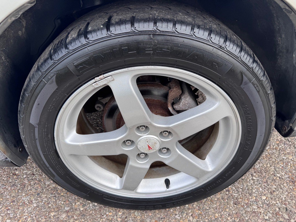 2007 Pontiac G6 Image 17