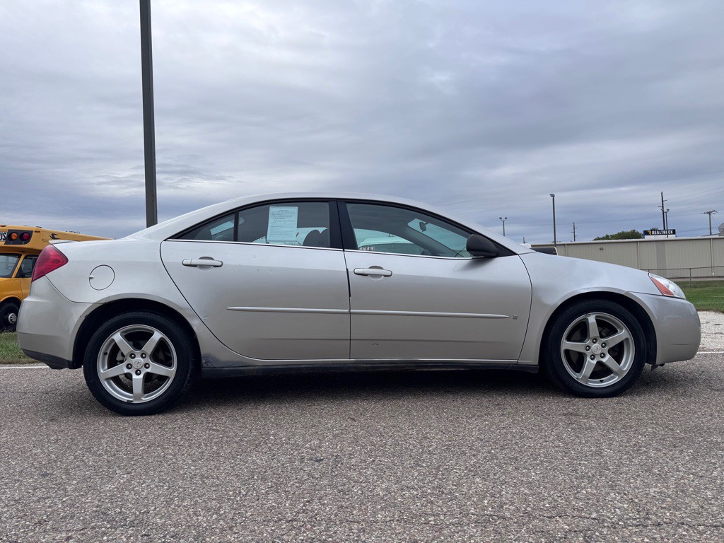 2007 Pontiac G6 Image 19