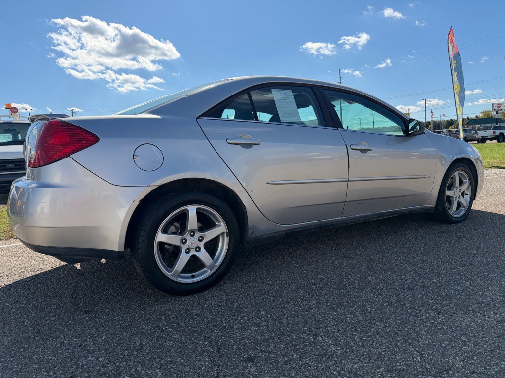 2007 Pontiac G6 Image 7