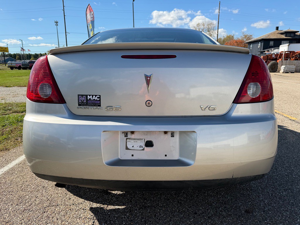 2007 Pontiac G6 Image 14