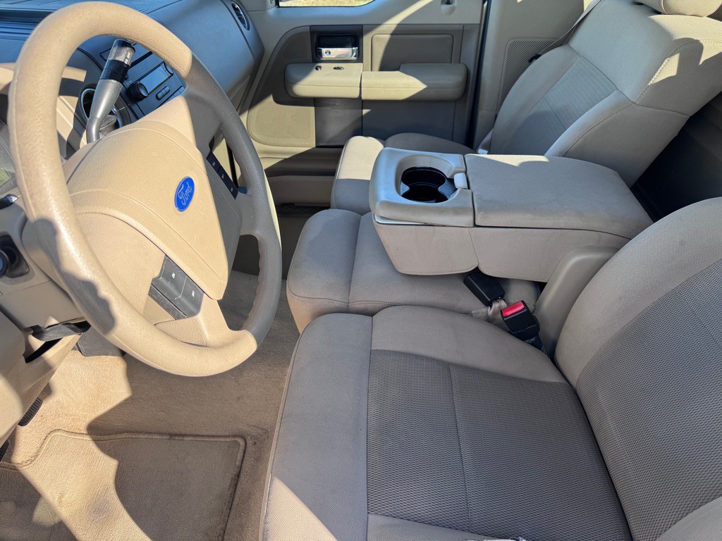 2004 Ford F-150 Image 9