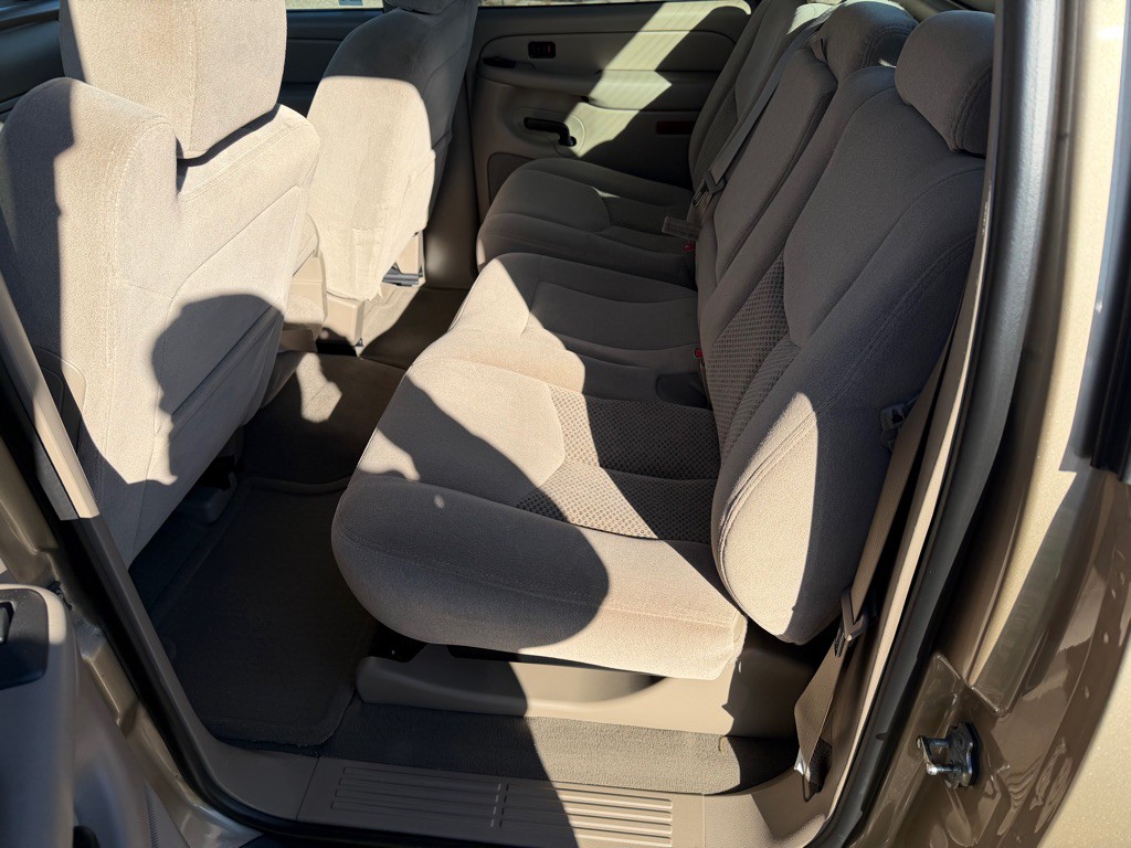 2005 Chevrolet Avalanche Image 12