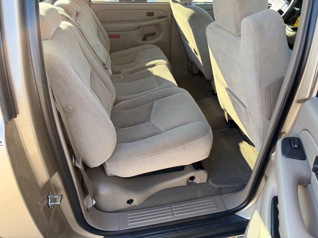 2005 Chevrolet Avalanche Image 13