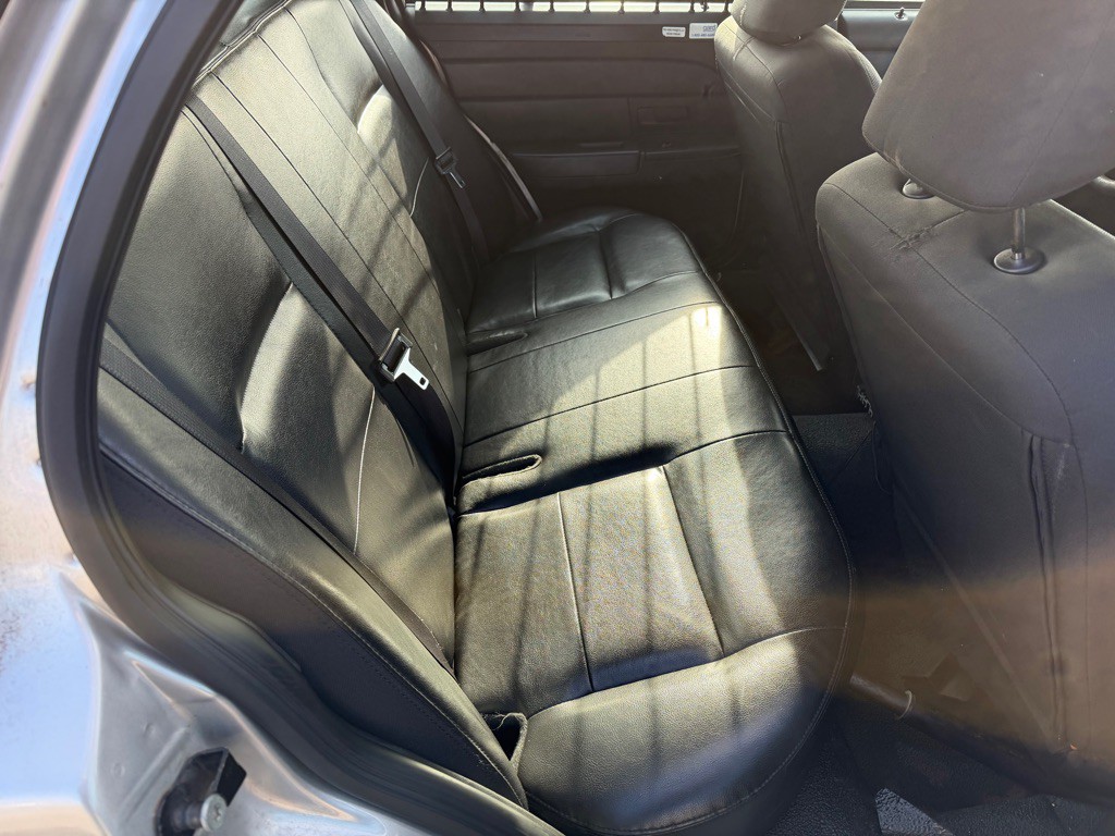 2008 Ford Crown Victoria Image 13