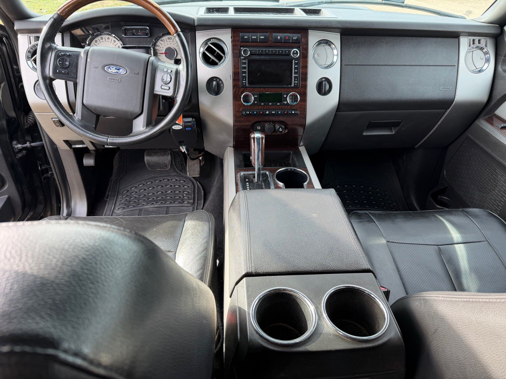 2008 Ford Expedition Image 10