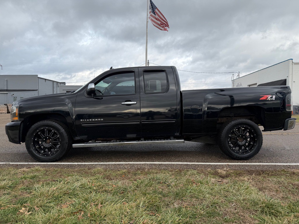 2010 Chevrolet Silverado 1500 Image 9
