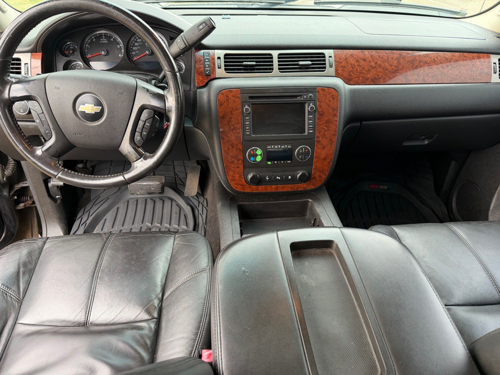 2010 Chevrolet Silverado 1500 Image 10