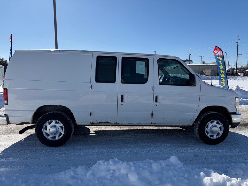 2014 Ford Econoline Image 14