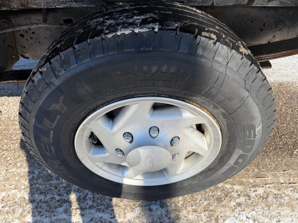 2014 Ford Econoline Image 17