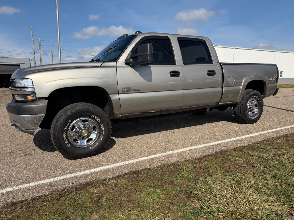 2001 Chevrolet Silverado 1500 Image 3
