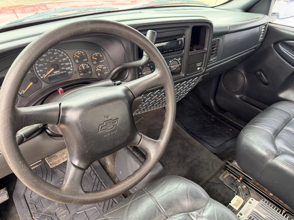 1999 Chevrolet Silverado 1500 Image 10