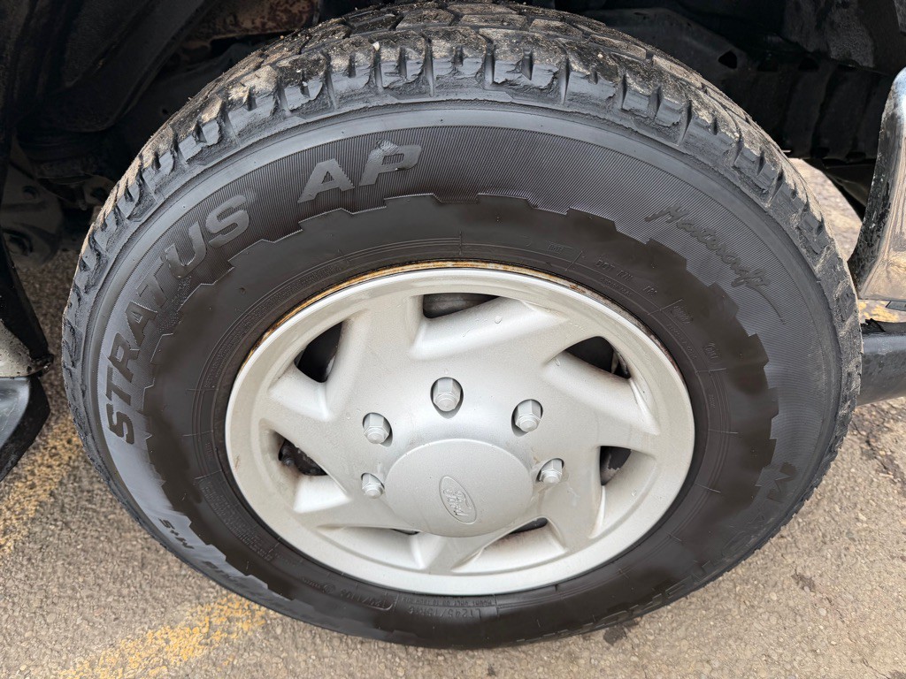 2008 Ford Econoline Image 17