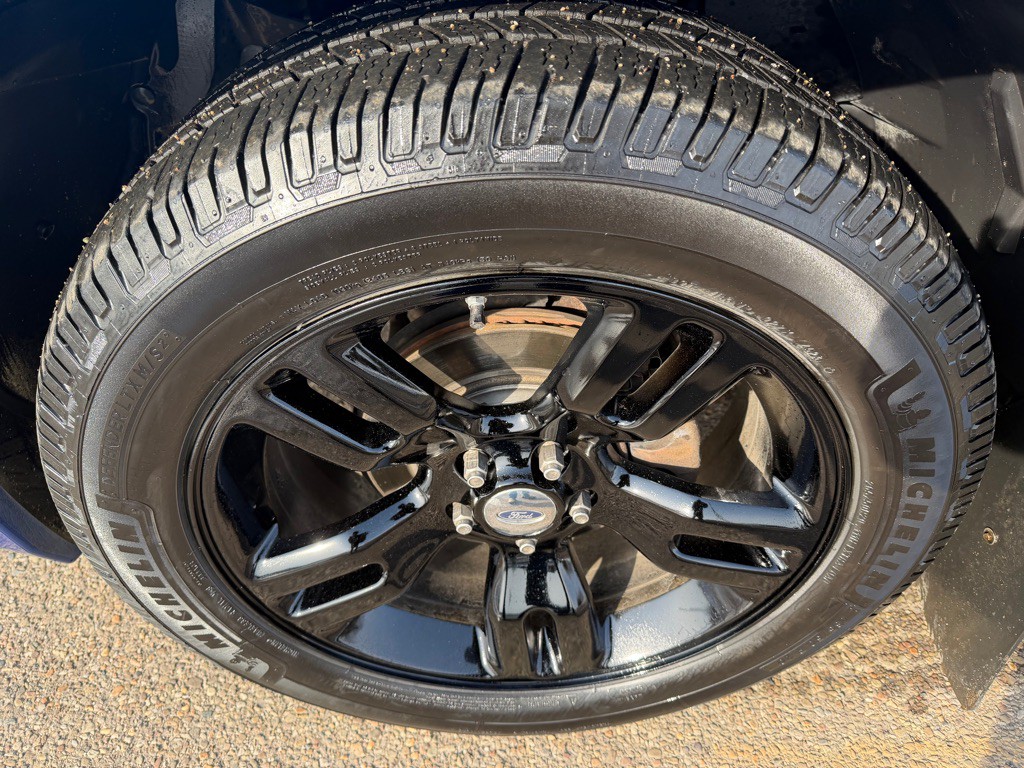 2010 Ford Explorer Image 16