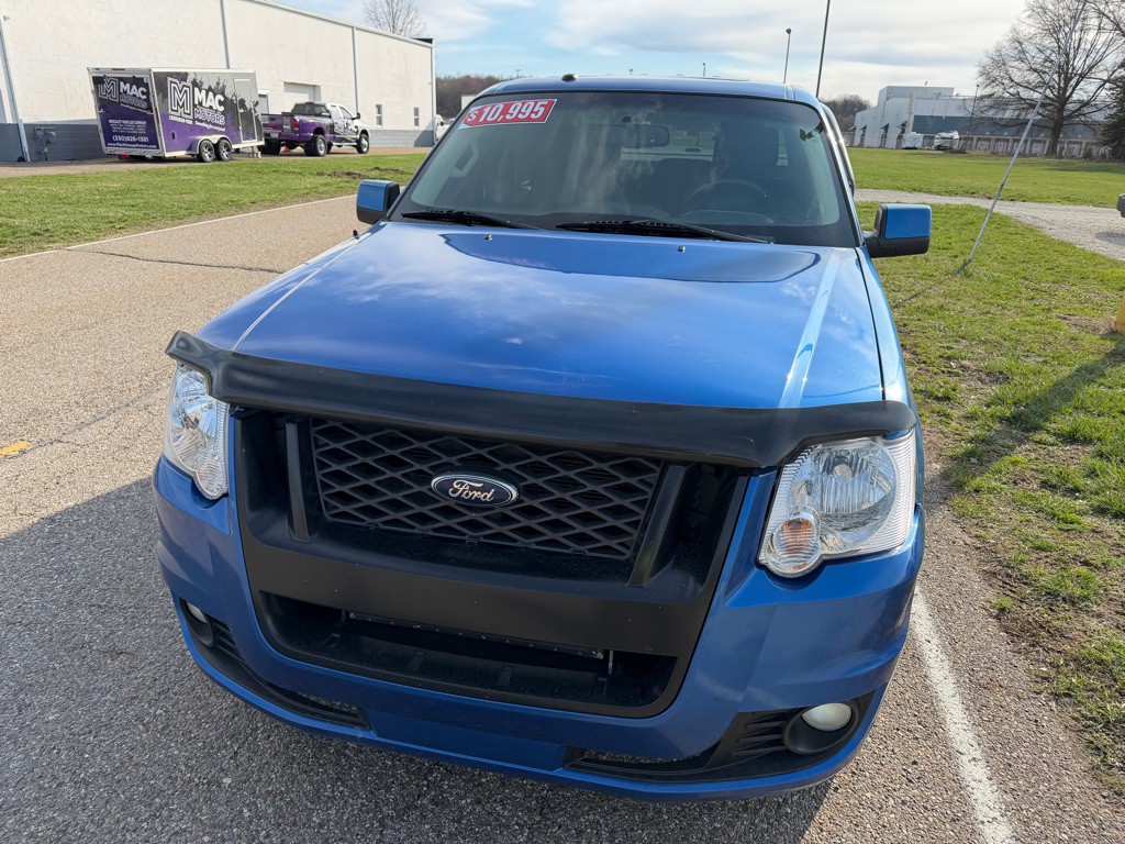 2010 Ford Explorer Image 4