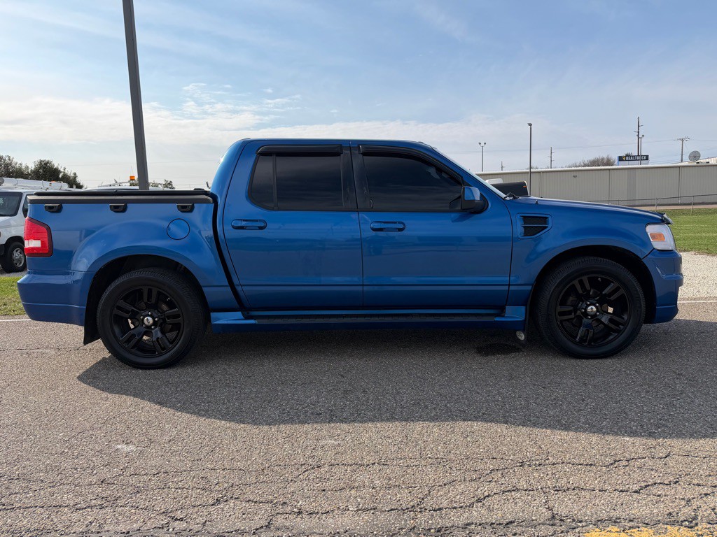 2010 Ford Explorer Image 20