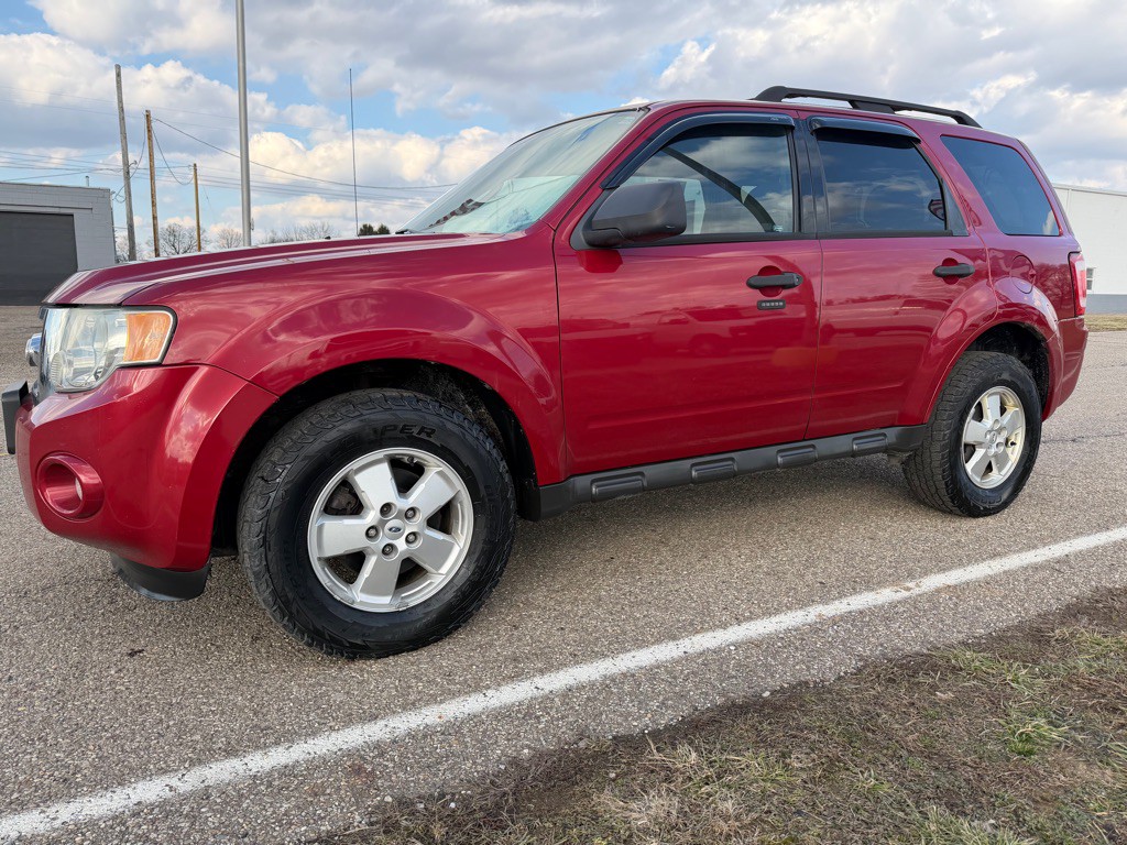 2010 Ford Escape Image 3