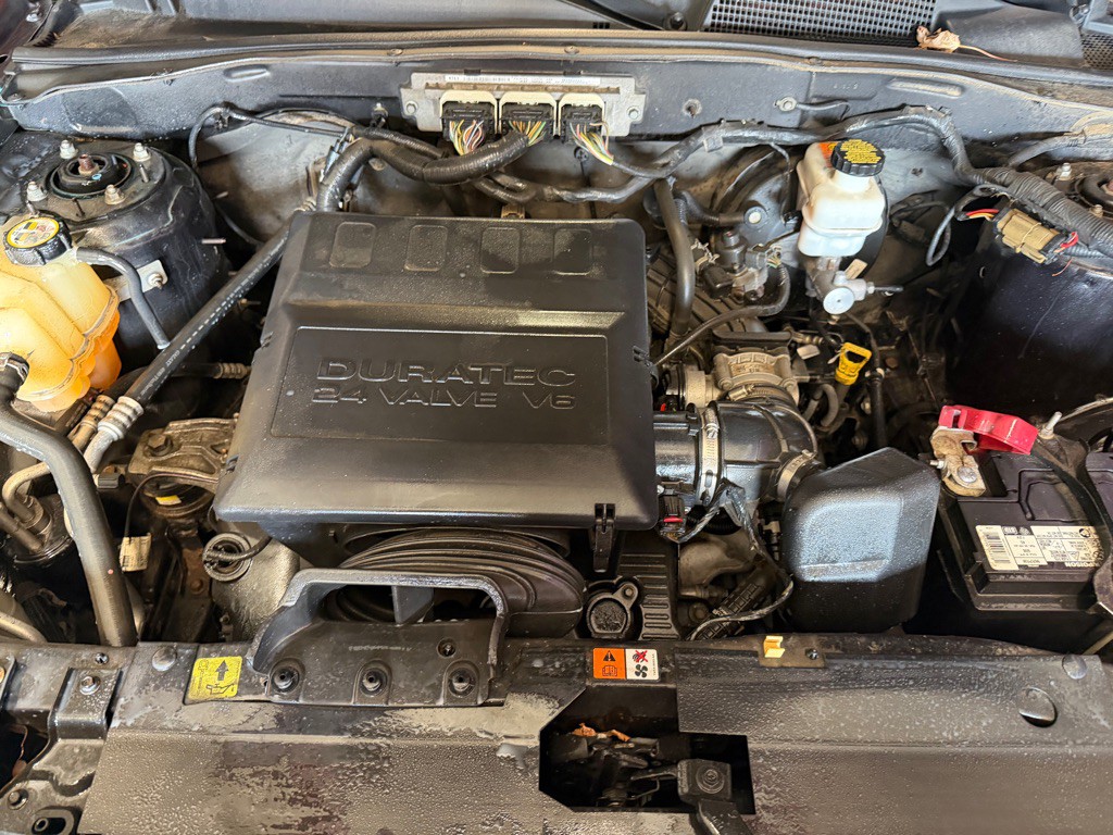 2010 Ford Escape Image 5